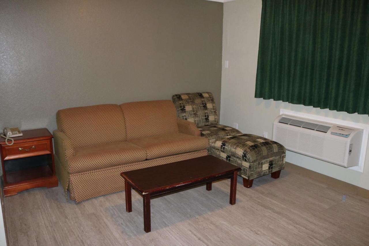 Deluxe Inn Motel Лейк Чарлс Екстериор снимка
